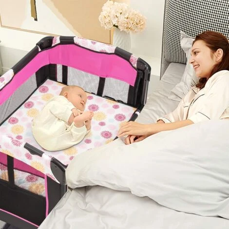 Lettino Da Viaggio Per Neonati Box Portatile, Lettino Pieghevole Con Ruote E Materassino, Borsa Di Trasporto E Giochi Inclusi, Rosa 2 Lettino Da Viaggio Per Neonati Box Portatile, Lettino Pieghevole Con Ruote E Materassino, Borsa Di Trasporto E Giochi Inclusi, Rosa - immagine 2