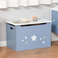 HOMCOM Cassapanca Baule Portagiochi In Legno Blu E Bianco Per Cameretta Bambini 8 HOMCOM Cassapanca Baule Portagiochi In Legno Blu E Bianco Per Cameretta Bambini -Armonia Casa 29444654 4