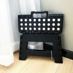 Sgabello Pieghevole - Altezza 9" Per Bambini E Adulti, Cucina, Giardino, Bagno (Nero) 9 Sgabello Pieghevole - Altezza 9" Per Bambini E Adulti, Cucina, Giardino, Bagno (Nero) -Armonia Casa 98713329 5